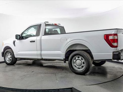 Used 2022 Ford F150 XL w/ Trailer Tow Package RWD image 6