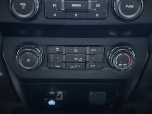 Used 2020 Ford F150 XLT w/ Equipment Group 302A Luxury image 32