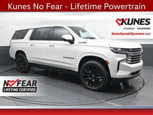 Used 2024 Chevrolet Suburban High Country w/ Advanced Technology Package image 1