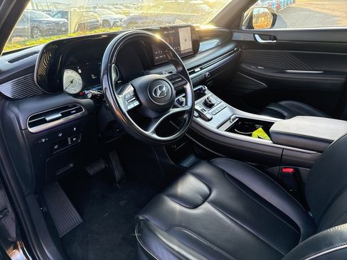Used 2023 Hyundai Palisade Calligraphy image 14