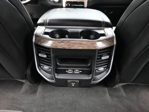 Used 2020 RAM 1500 Laramie AWD/4WD image 23