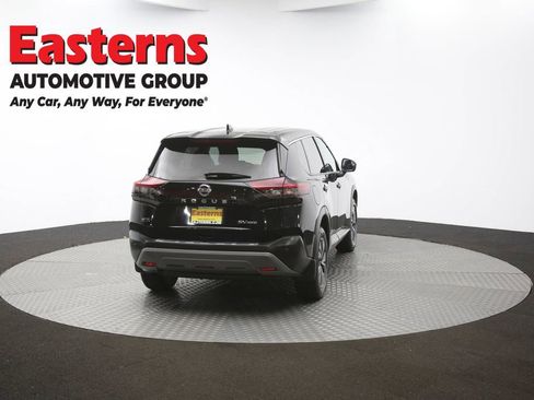 Used 2021 Nissan Rogue SV image 69