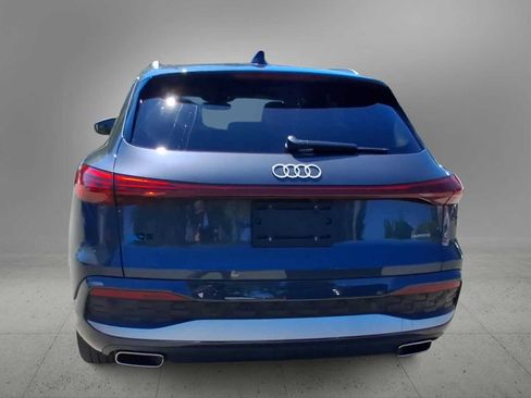 Certified 2025 Audi Q5 Premium w/ Premium Plus AWD/4WD image 7