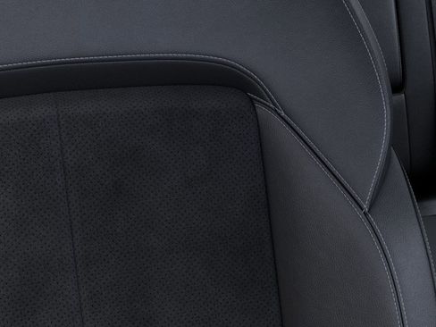 New 2025 Jeep Grand Cherokee L Altitude image 24