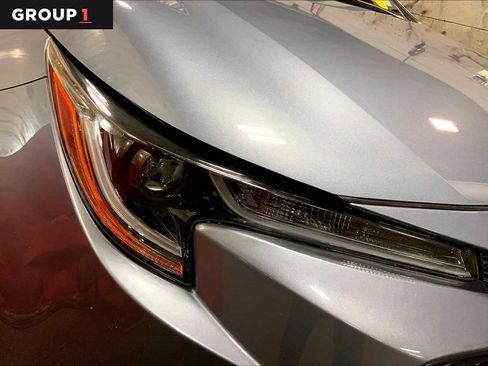 Used 2021 Toyota Corolla LE image 27