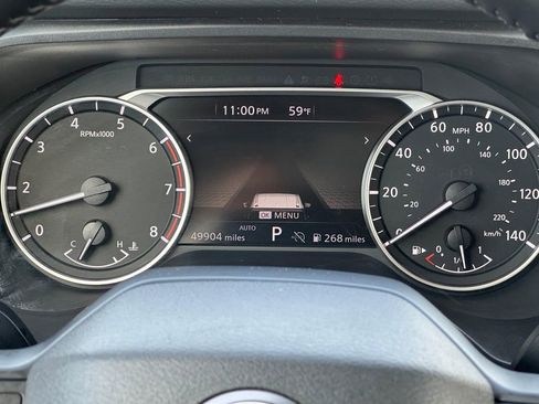 Used 2025 Nissan Rogue SV image 15