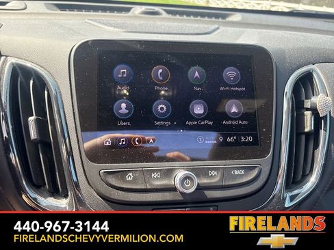 Used 2022 Chevrolet Equinox RS w/ RS Leather Package image 21