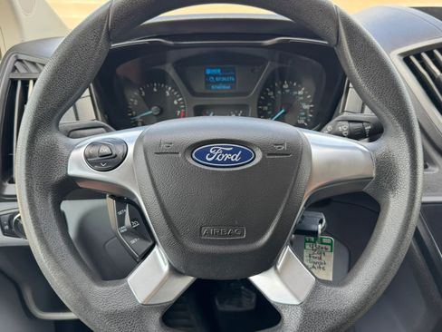 Used 2019 Ford Transit 250 130 Low Roof w/ Exterior Upgrade Package RWD image 31