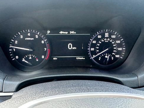 Used 2018 Genesis G80 3.3T Sport image 9