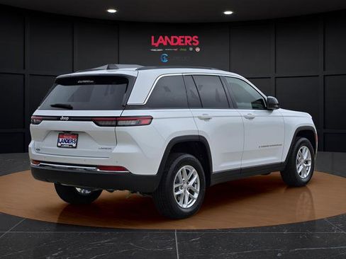 New 2026 Jeep Grand Cherokee Laredo X RWD image 3