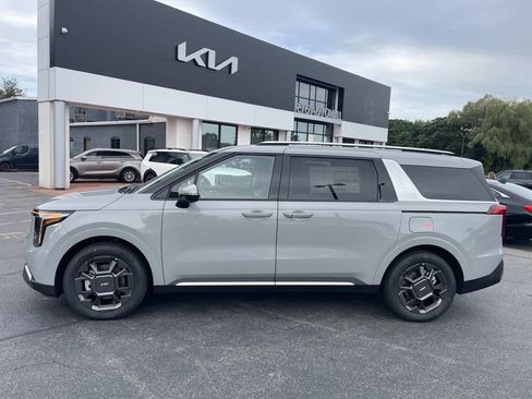 New 2027 Kia Carnival SX FWD image 2