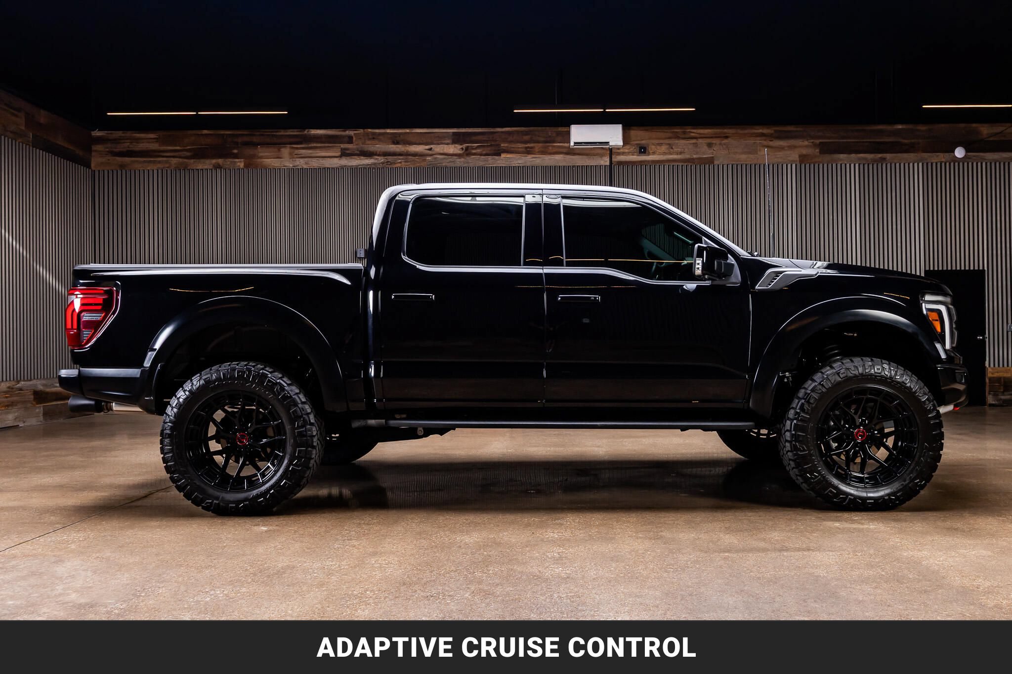 Used 2025 Ford F150 Raptor w/ Equipment Group 803A Raptor R AWD/4WD image 10