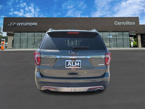 Used 2017 Ford Explorer Limited w/ Equipment Group 301A FWD image 6