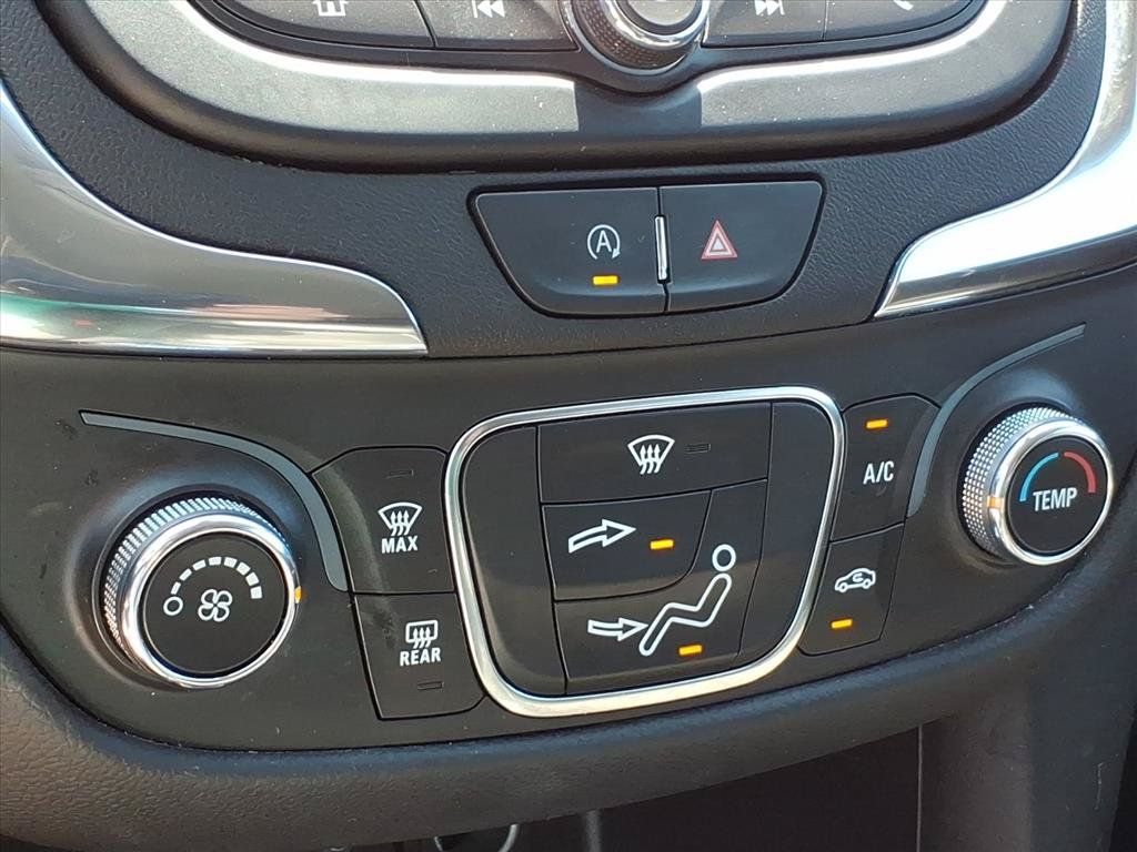 Used 2023 Chevrolet Equinox LT AWD/4WD image 30