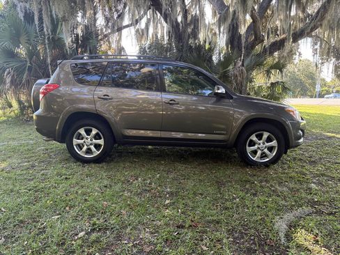 Used 2010 Toyota RAV4 Limited image 6