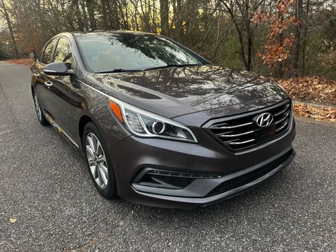 Used 2017 Hyundai Sonata Limited w/ Ultimate Package 04 image 2