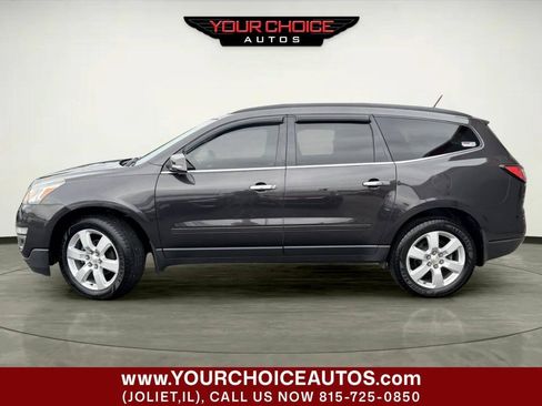 Used 2017 Chevrolet Traverse LT w/ Style and Technology Package AWD/4WD image 2