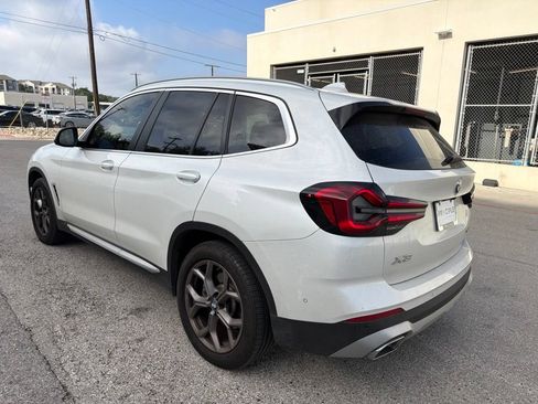 Used 2024 BMW X3 xDrive30i w/ Premium Package AWD/4WD image 4