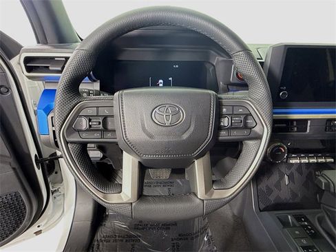 Certified 2025 Toyota Tacoma TRD Off-Road image 11