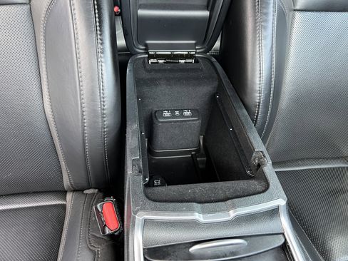 Used 2019 Dodge Charger SXT w/ Leather Interior Group RWD image 24