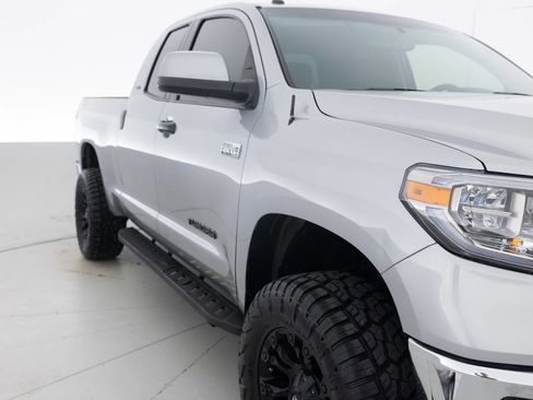 Used 2015 Toyota Tundra SR5 w/ SR5 Upgrade Package image 11