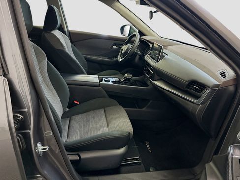 Used 2023 Nissan Rogue SV AWD/4WD image 31