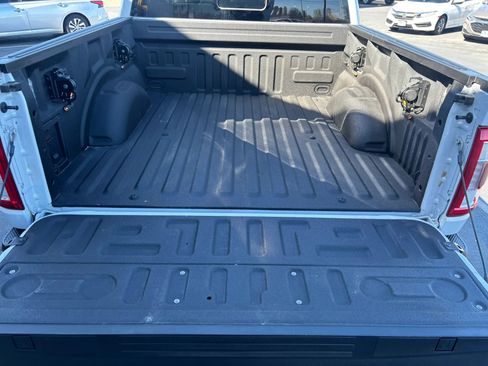 Used 2021 Ford F150 Lariat image 9