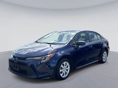 Used 2020 Toyota Corolla LE image 7