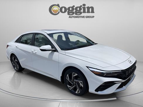 New 2025 Hyundai Elantra Limited image 7