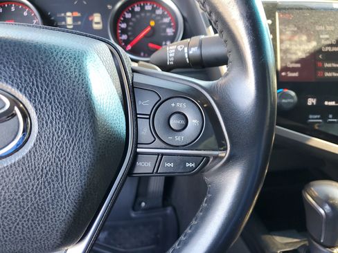 Used 2018 Toyota Camry XSE w/ Driver Assist Package image 27