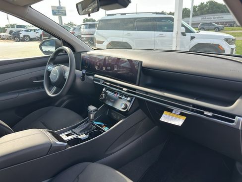 New 2026 Hyundai Tucson SEL FWD image 30