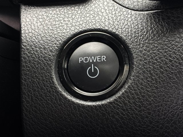 Used 2025 Toyota Camry XSE FWD image 21