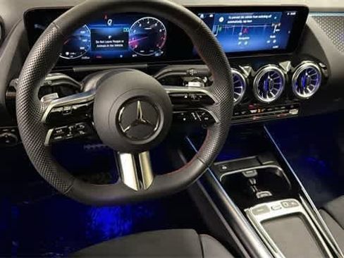 Certified 2025 Mercedes-Benz GLA 250 4MATIC image 24