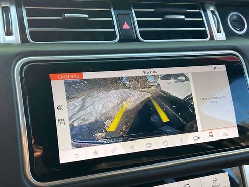 Used 2019 Land Rover Range Rover HSE image 34