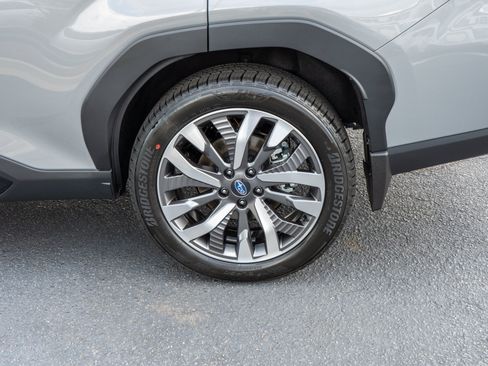 New 2026 Subaru Forester Touring AWD/4WD image 11