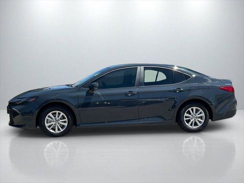 Used 2025 Toyota Camry LE w/ Convenience Package AWD/4WD image 8