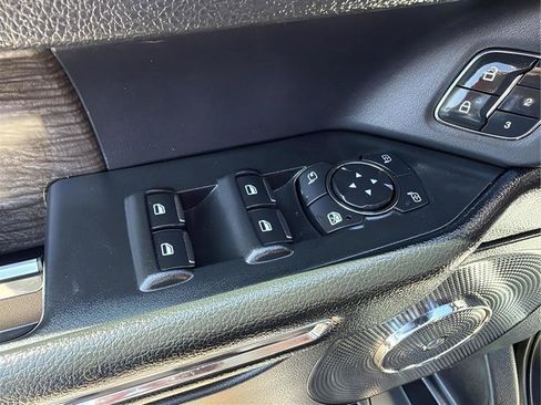 Used 2019 Ford Expedition Max Limited AWD/4WD image 21