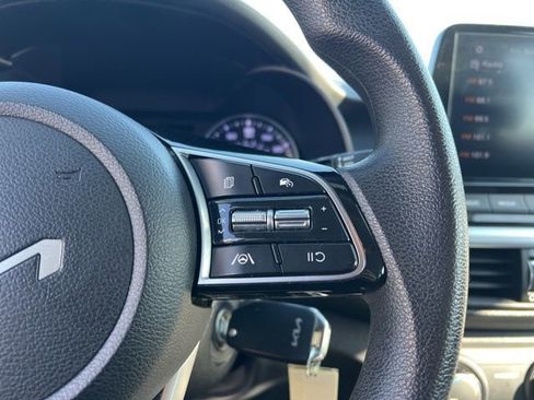 Certified 2023 Kia Forte LXS image 16