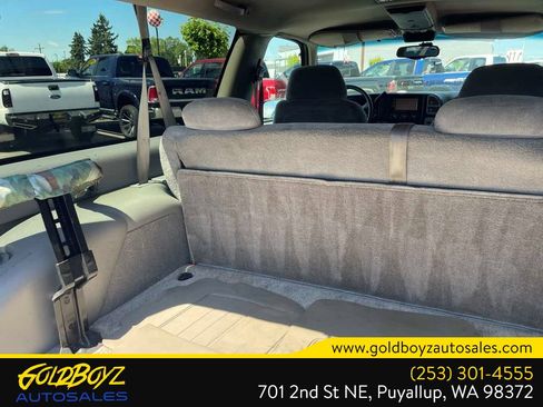 Used 1999 Chevrolet Tahoe 4WD 2-Door w/ Preferred Equipment Group image 31