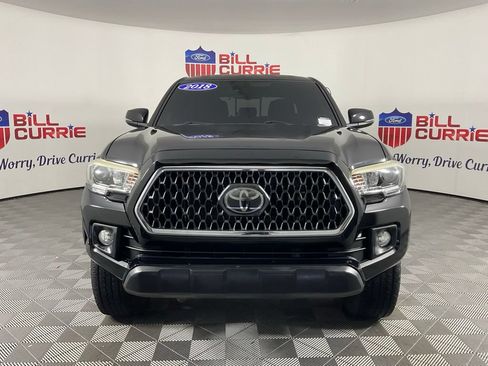Used 2018 Toyota Tacoma TRD Off-Road RWD image 8