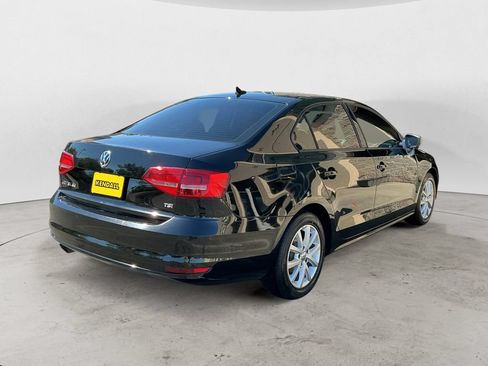 Used 2015 Volkswagen Jetta SE FWD image 5