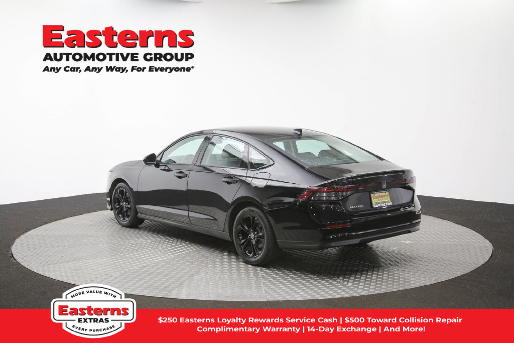 Used 2025 Honda Accord SE image 59