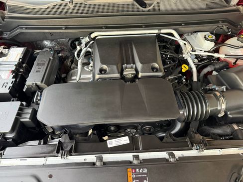 Used 2024 Chevrolet Colorado LT w/ LT Convenience Package image 23