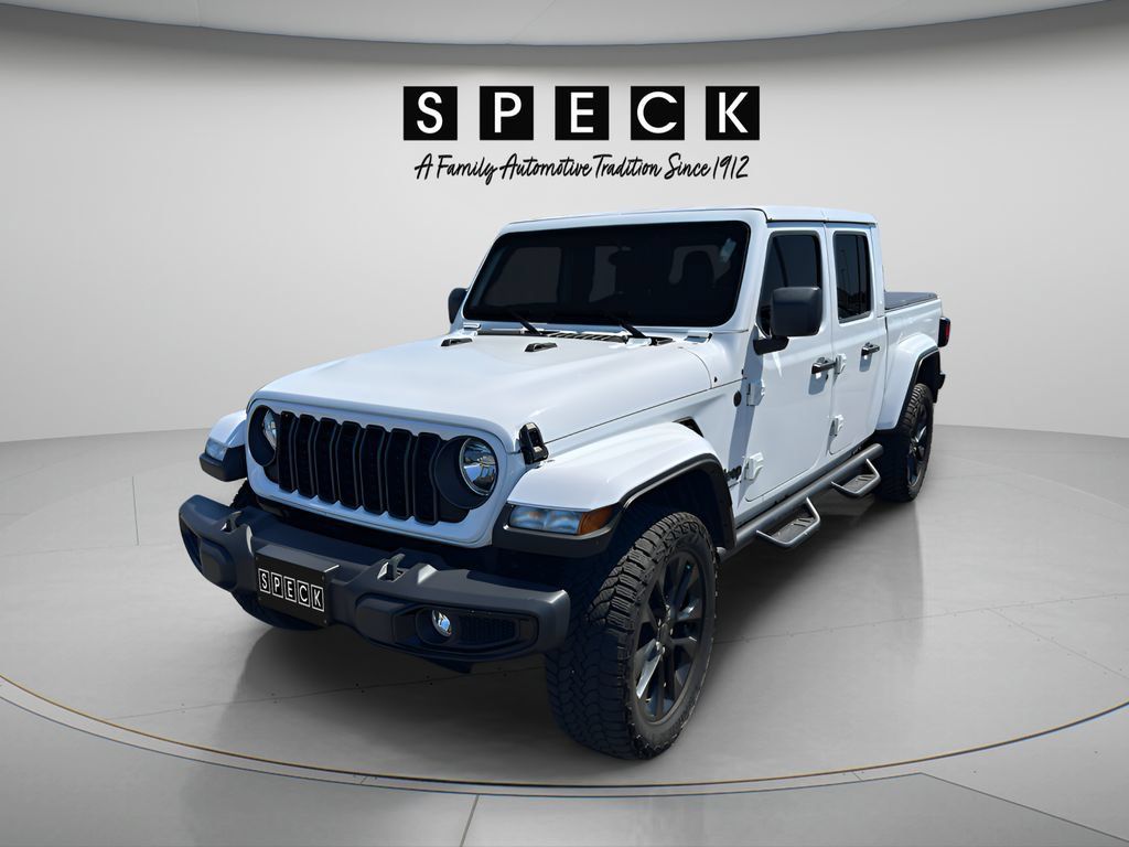 Used 2024 Jeep Gladiator Sport AWD/4WD image 1