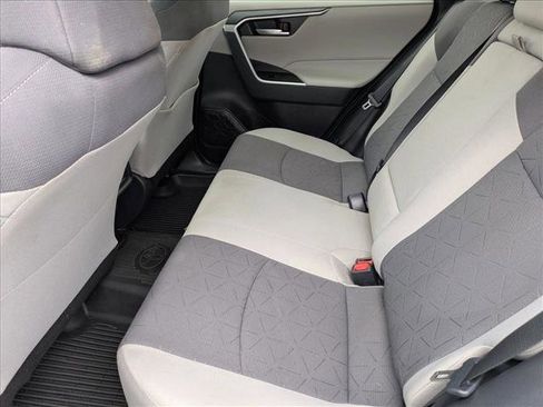 Used 2024 Toyota RAV4 XLE image 17