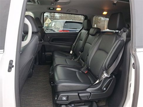 Certified 2023 Honda Odyssey Touring image 10