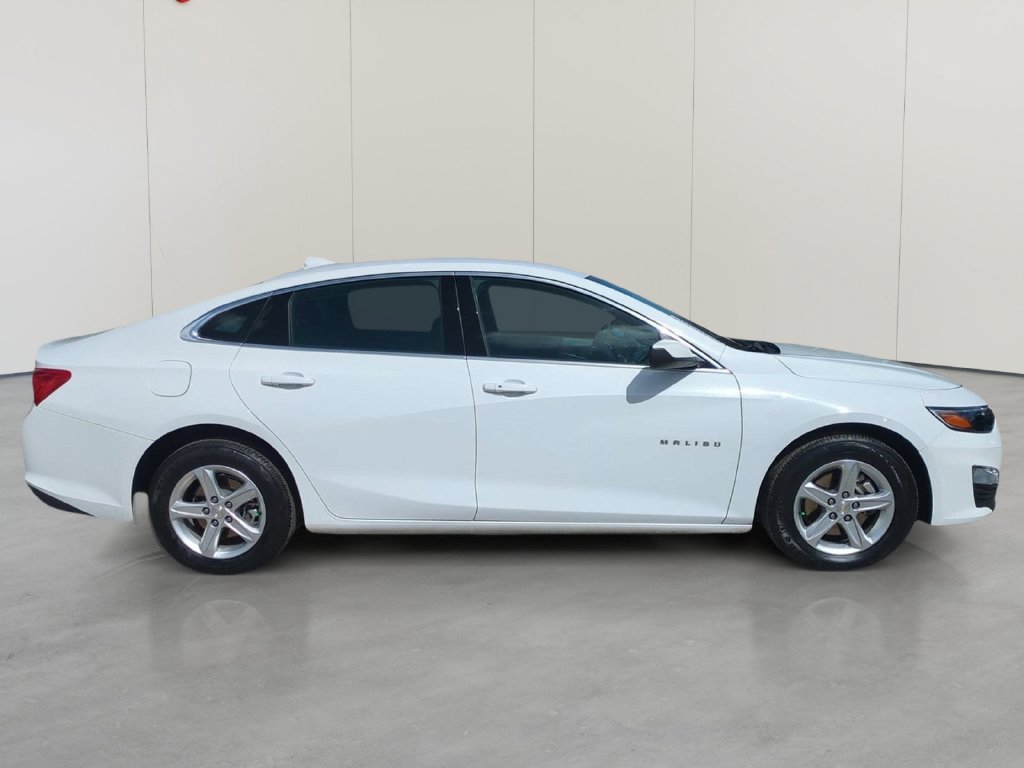 Certified 2024 Chevrolet Malibu LT FWD image 2