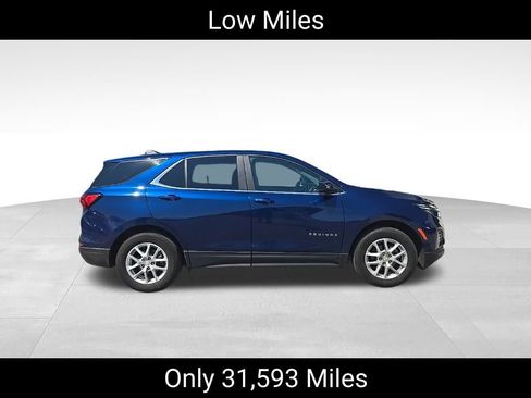 Certified 2023 Chevrolet Equinox LT image 2