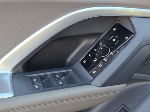 Certified 2025 Audi Q5 Premium w/ Convenience Package image 37