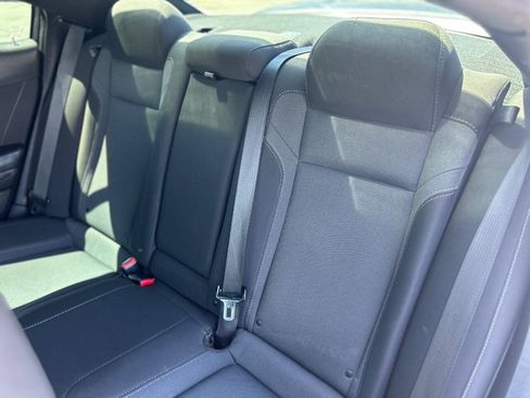 Used 2017 Dodge Charger R/T w/ Blacktop Package RWD image 18
